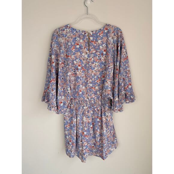 Heyson NWT Blue Floral Wrap Romper Long Sleeve Smocked Waist Size S - Picture 4 of 8